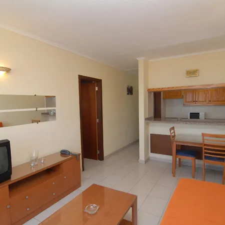Servatur Caribe 3* Playa de las Americas (Tenerife)